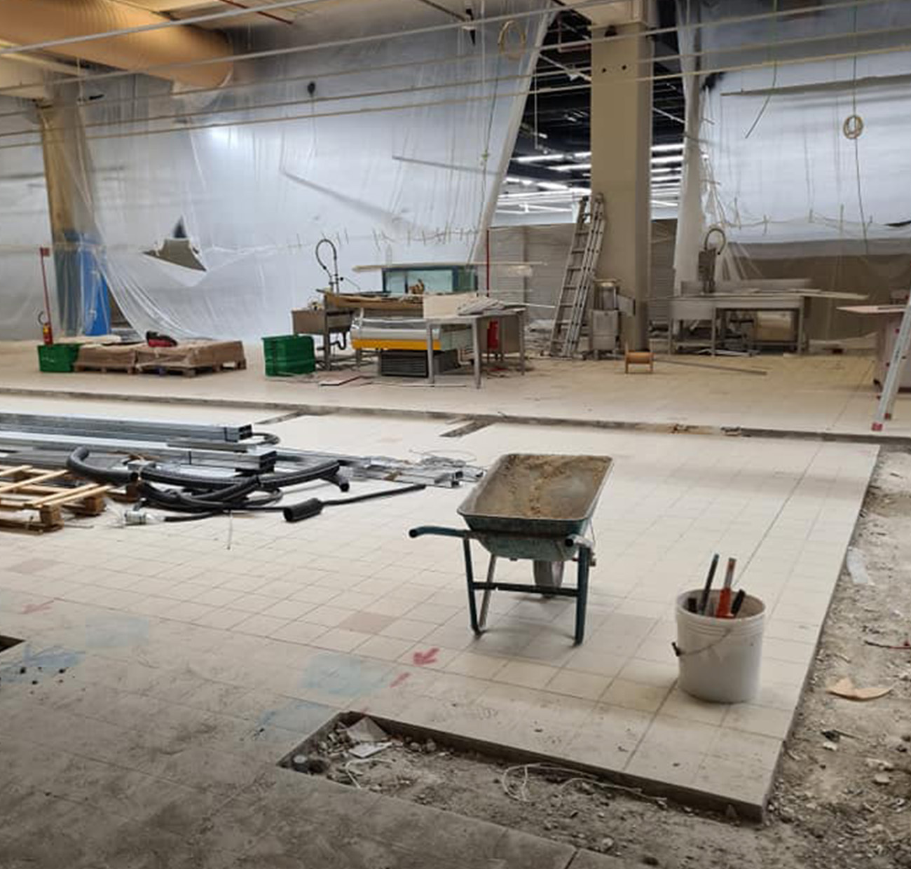 Costruzione e miglioramenti Servizi di edilizia ALBA COSTRUZIONI a Calcinelli e in tutta l'Italia